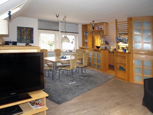 Xanten Apartment | Tranquil Ferienwohnung HeeserBerg with Ocean View in Xanten