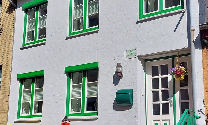 Flensburg Apartment | Historic Captain's House: Perfect Getaway for Two