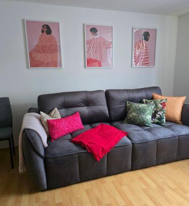 Heldenfingen Apartment | Relaxing Ferienwohnung Heldenfingen: Child Friendly Stay