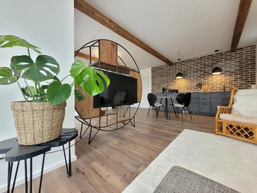 Gries Apartment | Charming Retreat at Ferienwohnung am Ohmbachsee, 8.5/10