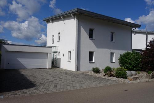 Aalen Apartment | Exceptional Ferienwohnung Himmlingen - Rated 9.6/10 by Guests