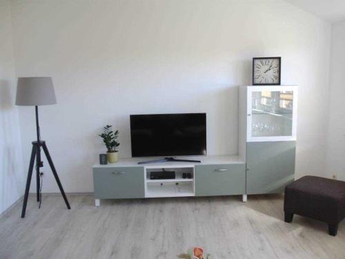 Wendorf Apartment | Family-Friendly Ferienwohnung Hinz with Outstanding Reviews