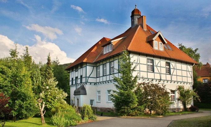 Kyffhauserland Apartment | Discover Ferienwohnung Hoff: Oceanfront with Pet-Friendly Perks
