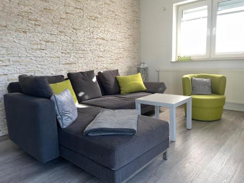 Weimar Apartment | Top-Rated Ferienwohnung Hospitalgraben - Family Friendly Stay