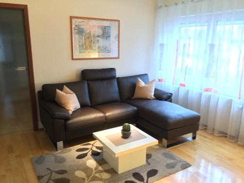 Sanderau Apartment | Top-Rated Ferienwohnung Huttenstrasse 22C for Your Stay