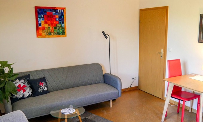 Hessenburg Apartment | Guest Rated 10/10 - Ferienwohnung I. with Ocean View
