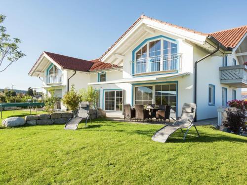 Ingenried House | Inviting Farmhouse in Ingenried with Hot Tub & Solarium