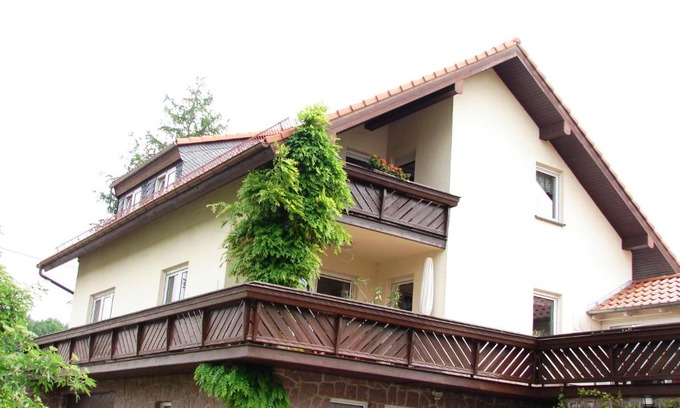 Rosenthal-Bielatal House | Cozy Holiday Apartment with Parking and Free Wi-Fi