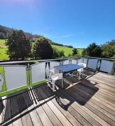 Hilchenbach House | Serene Vacation Apartment in Tranquil Location, Rated 9.4