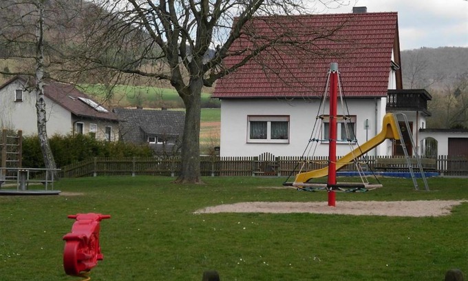 Wanfried Apartment | Cozy Getaway at Ferienwohnung im Werratal - Pet Friendly