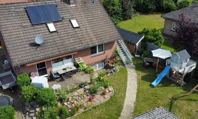 Hanstedt Apartment | Cozy Ferienwohnung im Winkel - Child Friendly & Rated 9.3/10