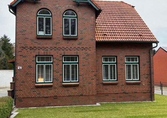 Bad Bramstedt Apartment | Cozy Ferienwohnung in Bad Bramstedt with Breakfast Included