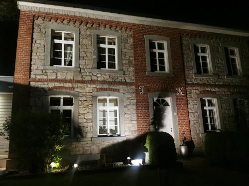 Lontzen Apartment | Family-Friendly Bauernhaus: A Cozy Retreat Awaits You