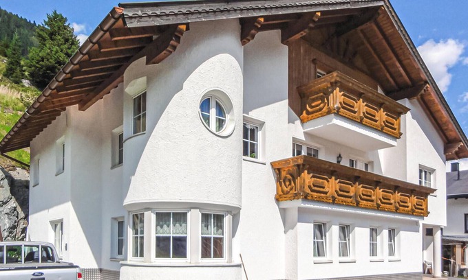 Ischgl Apartment | Cozy Vacation Apartment with Lake View in Picturesque Ischgl