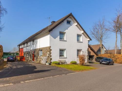 Hofen Apartment | Cozy Holiday Flat in Monschau-Höfen with Private Garden