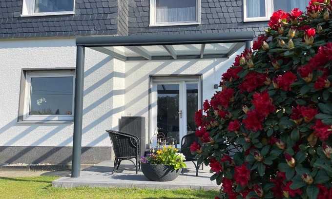 Lindlar Apartment | Child-Friendly Escape at Ferienwohnung Jakob - Rated 9.3/10