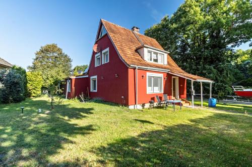 Jesteburg Apartment | Family-Friendly Retreat at Ferienwohnung Jesteburg