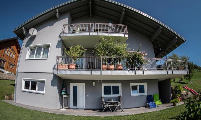 Bartholomaeberg Apartment | Family-Friendly Ferienwohnung Julia with Excellent Ratings