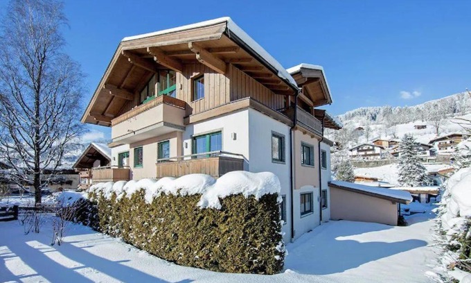 Brixen im Thale Apartment | Oceanfront Retreat: Ferienwohnung Julia with Spectacular Views