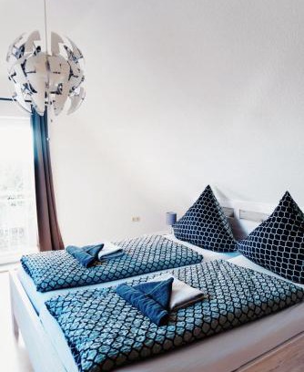 Neuharlingersiel Apartment | Cozy Ferienwohnung KÖÖK II - Steps from the Beach