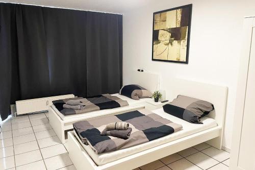 Junkersdorf Apartment | Budget-Friendly Ferienwohnung Köln Junkersdorf Awaits You