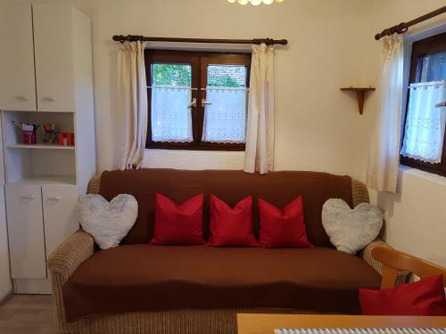 Gmund am Tegernsee Apartment | Pet-Friendly Ferienwohnung Kraihof in Gmund am Tegernsee