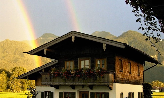 Grassau Apartment | Top-Rated Ferienwohnung Kampenwand with Family-Friendly Amenities