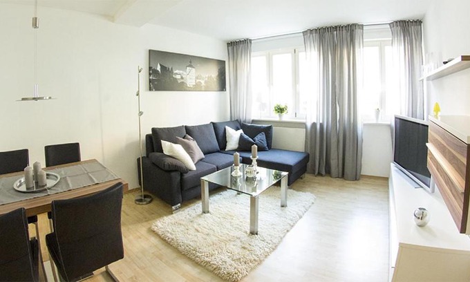 Old Town Apartment | Family-Friendly Stay at Ferienwohnung Kaulberg, Rated 9/10