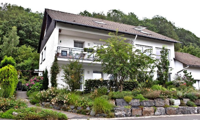 Luedenscheid Apartment | Oceanfront Ferienwohnung Klebeck with Hot Tub & Great Views
