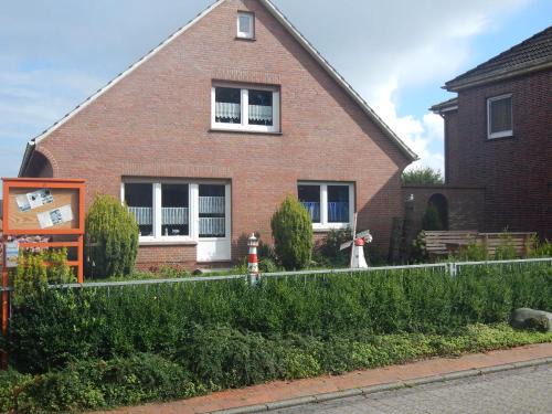 Nesse Apartment | Discover Ferienwohnung Kornew: Oceanfront & Pet Friendly