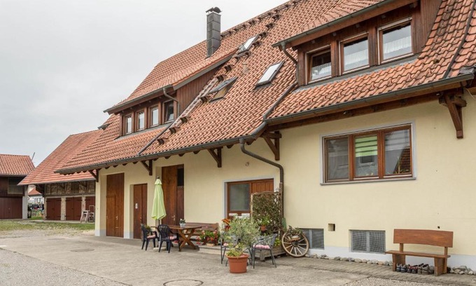 Eriskirch Apartment | Child-Friendly Retreat at Ferienwohnung Laile - 8.6/10 Rating
