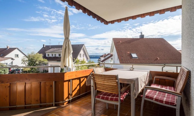 Sipplingen Apartment | Relaxing Retreat at Ferienwohnung Lindau - Rated 9.2/10