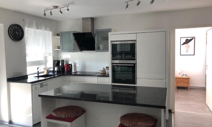 Bermatingen Apartment | Discover Ferienwohnung Lis - Guest Rated 9.5/10