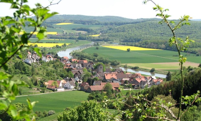 Brevorde Apartment | Family-Friendly Ferienwohnung Lotz with High Guest Ratings