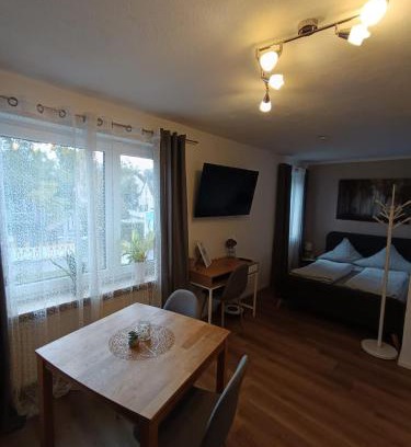 Memmingen Apartment | Cozy Ferienwohnung Luitpold 2: Pet & Child Friendly Retreat