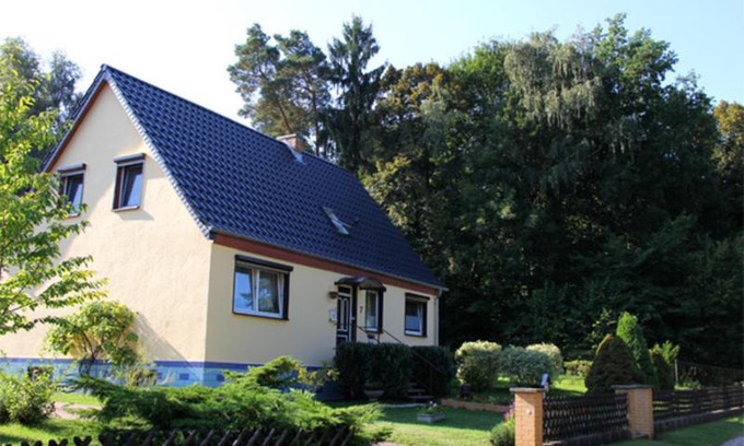 Lychen House | Family-Friendly Ferienwohnung Lychen with Pet Amenities