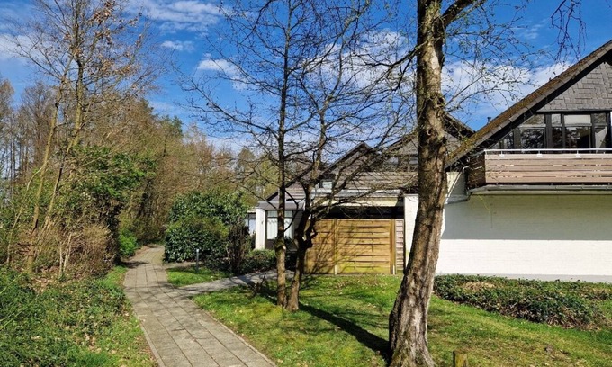 Muden Apartment | Family-Friendly Ferienwohnung Müden/örtze with Pet Amenities