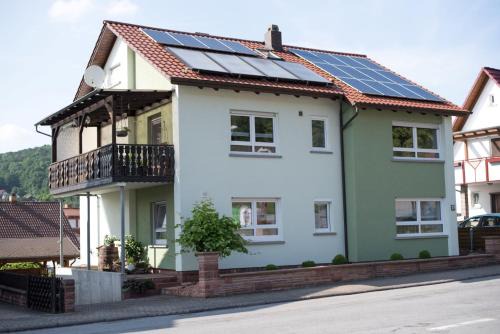 Grossheubach Apartment | Family-Friendly Ferienwohnung Münch with Balcony & 9.5 Rating