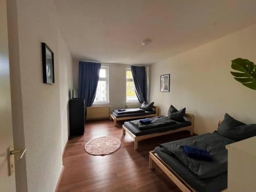 Sudenburg Apartment | Cozy Ferienwohnung Magdeburg-Sudenburg with Balcony & Kitchen