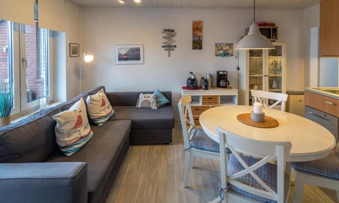 Norddeich Apartment | Family-Friendly Ferienwohnung Marie in Norddeich Awaits