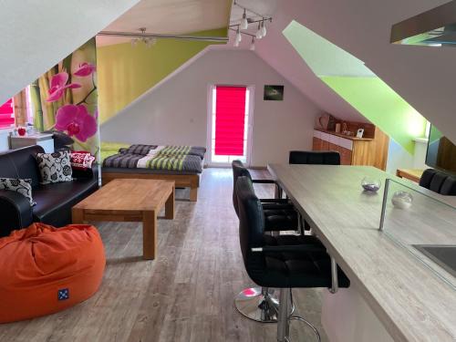 Flieden Apartment | Pet-Friendly Ferienwohnung Marleen - Guest Rated 10/10