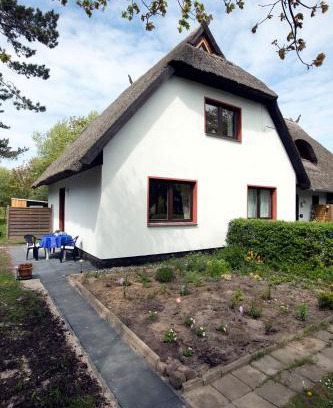 Ostseebad Ahrenshoop Apartment | Cozy Apartments in Germany - Pet & Child Friendly Retreat