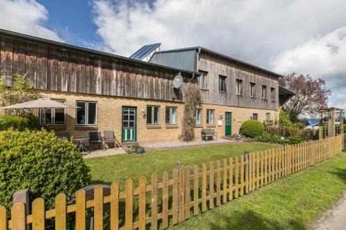 Hollingstedt Apartment | Pet-Friendly Getaway at Ferienwohnung Milla - Rated 8.5/10