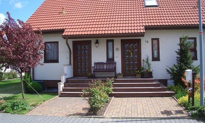 Goerlitz Apartment | Ocean View Retreat at Ferienwohnung Minna Herzlieb
