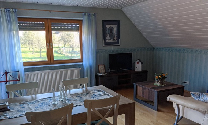 Oberkirch Apartment | Ferienwohnung mit 100qm, 2 Schlafzimmer, Max. 4 Personen