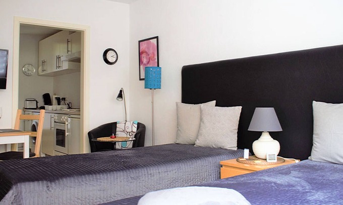 Loerrach Apartment | Cozy 27sqm Apartment for Two with Kitchen & Breakfast