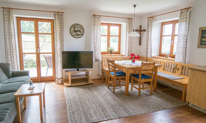 Chamerau Apartment | Relaxing Farm Stay with Terrace and Spa Amenities