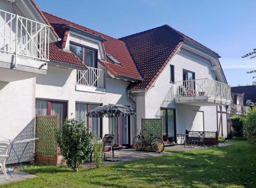 Gustow House | Charming Ferienwohnung mit Terrasse for Families and Pets