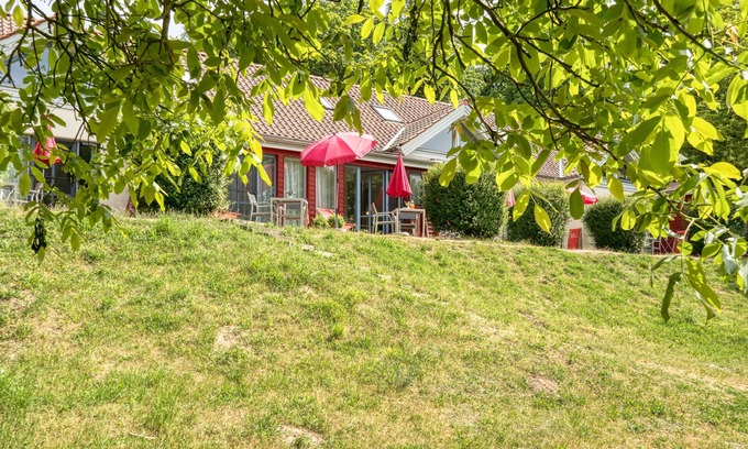Kratzeburg Apartment | Family-Friendly Retreat in Müritz National Park, Rated 10/10
