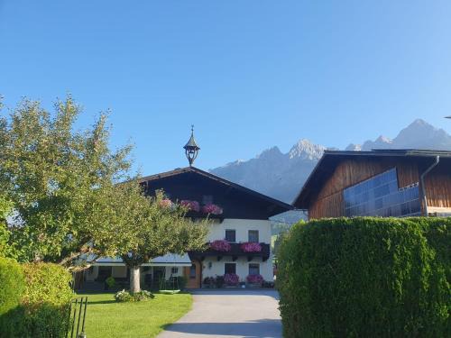 Pfarrwerfen Apartment | Ferienwohnung Mitterdiel